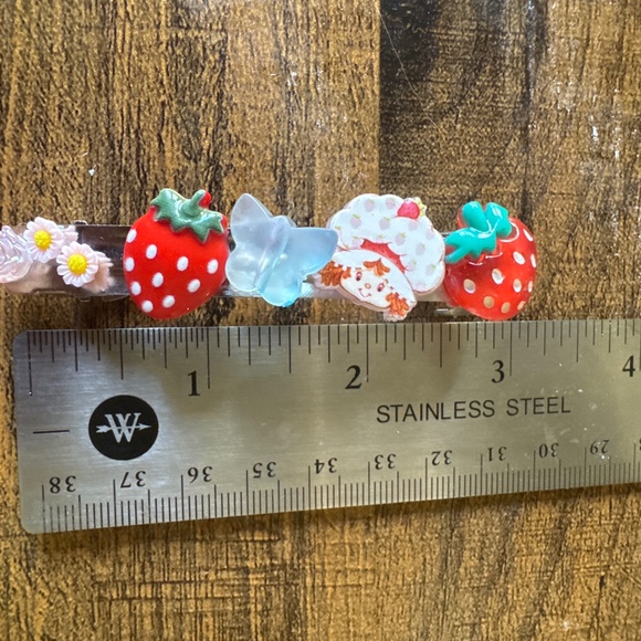 Hair clip - Picture 2 of 2